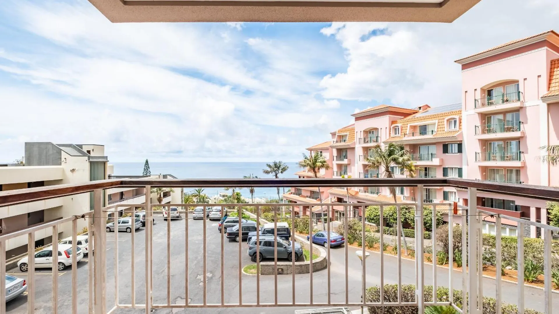 Summertime Stay By Madeira Sun Travel Funchal Apartman